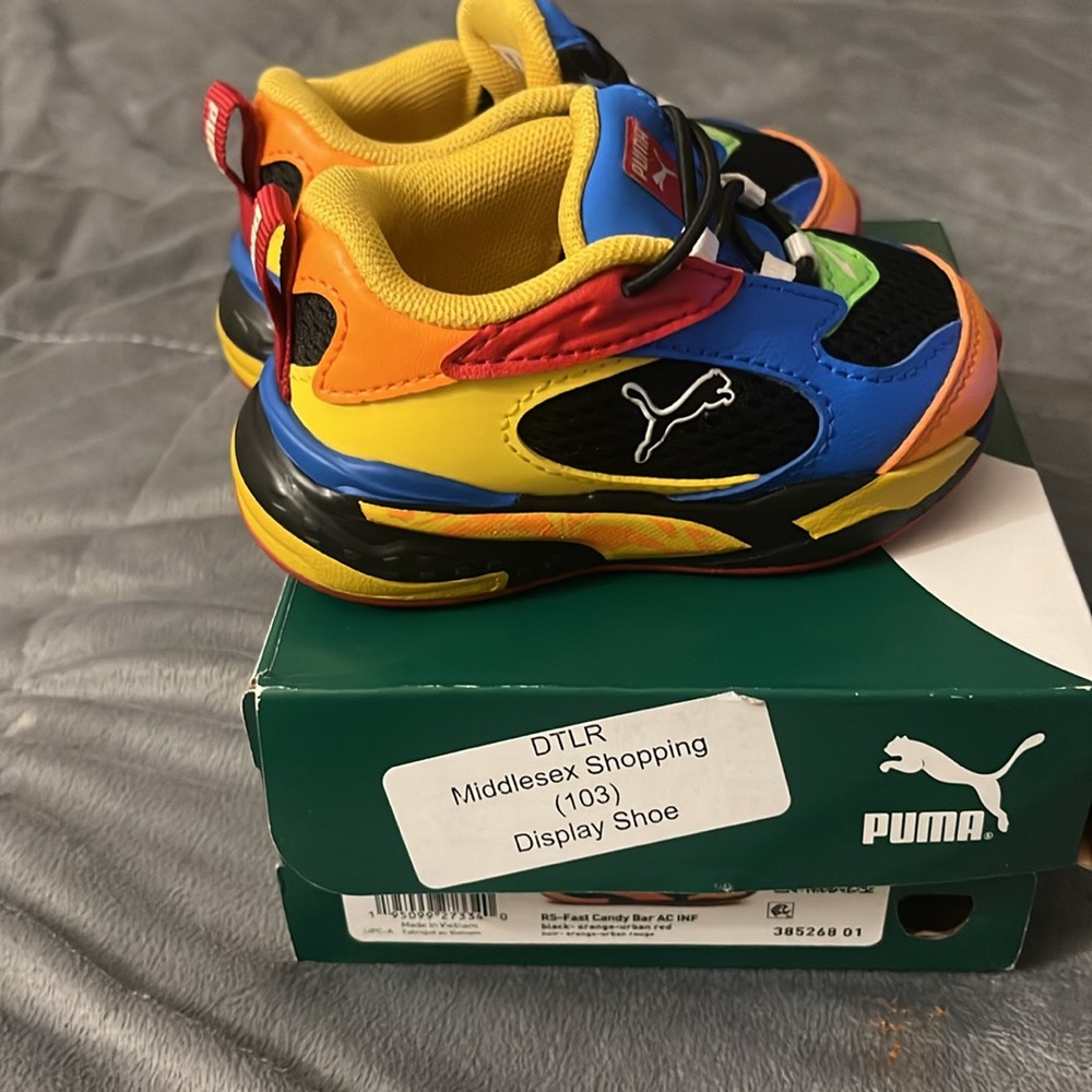 Puma - Picture 3 of 4